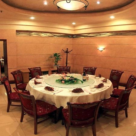 Lanzhou Hualian Hotel Экстерьер фото