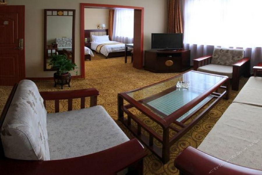 Lanzhou Hualian Hotel Экстерьер фото