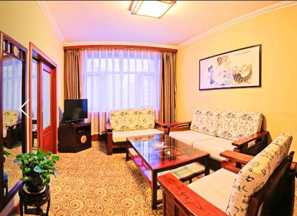 Lanzhou Hualian Hotel Экстерьер фото
