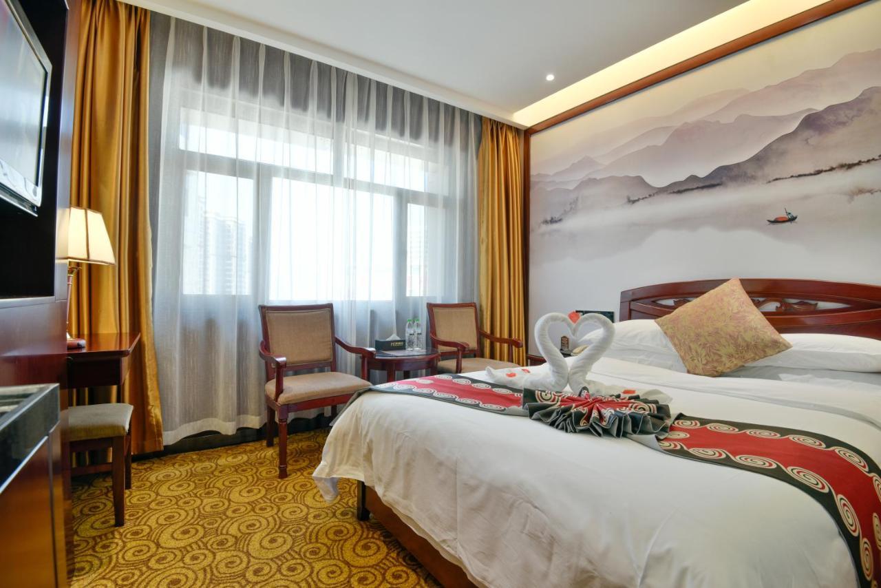 Lanzhou Hualian Hotel Экстерьер фото